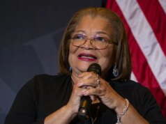 Quasi tutti i sospetti arrestati nell’assalto alla chiesa di St. Paul mentre la nipote di MLK afferma che le tattiche “non sono la strada giusta”