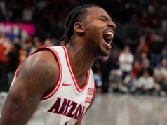 Il numero 2 dell’Arizona confina con il numero 7 dello stato dell’Iowa a suon di cicalino