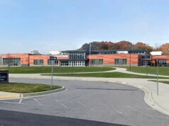 L’amato insegnante di matematica di 75 anni trovato morto all’interno della scuola elementare di Baltimora