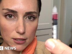 Mania dei peptidi del benessere: perché le persone si iniettano farmaci “non destinati al consumo umano”