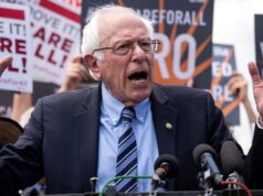 JONATHAN TURLEY: L’imposta patrimoniale di Sanders fa penzolare gli assegni mentre dà fuoco alla Costituzione