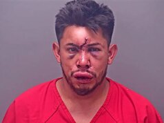 Adolescente dell’Alabama viene in aiuto della madre e mette fuori combattimento il patrigno durante un presunto tentativo di strangolamento