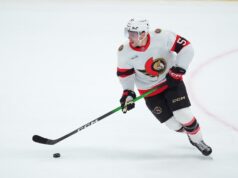 I senatori consegnano David Perron ai Purple Wings