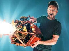 YouTuber progetta un sistema di raffreddamento per LED da 1,5 kW e crea un piccolo sole artificiale