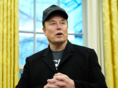 Musk e xAI pubblicizzano l’ultimo aggiornamento di Grok come unica piattaforma “non sveglia”: “Non equivoca”