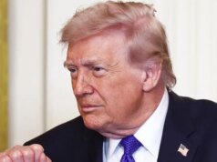 2/3: Notizie serali della CBS