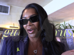 Jessica White cube che va bene per le donne essere bisessuali, ma non per gli uomini