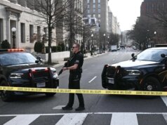 Il veicolo si schianta contro una barricata vicino alla Casa Bianca, indagano i servizi segreti