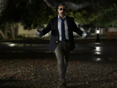 Recensione di Rooster: Steve Carell si ritrova in una piacevole commedia universitaria