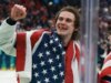 L’eroe olimpico americano dell’hockey Jack Hughes parla del sostegno alla squadra femminile in mezzo alla reazione negativa alla battuta di Trump