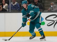 Canucks acquisisce il difensore Jack Thompson da Canucks per Jett Woo