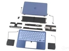 Smontaggio iFixit: MacBook Neo ha la batteria per Mac più accessibile da oltre un decennio