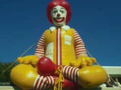 Video dell’hamburger del CEO di McDonald’s: ketchup con questo nuovo meme bizzarro