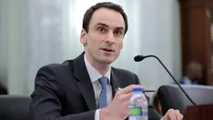 STEVE FORBES: La Guerra Fredda dell’IA è iniziata e l’America non può permettersi di perdere