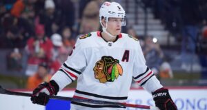 Gli Oilers si avvicinano all’accordo per il difensore Connor Murphy dei Blackhawks