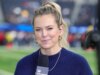 Il conduttore della NFL Community Jamie Erdahl afferma che il “tragico” problema di salute familiare ha portato alla pausa