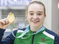 La nuova madre Broadhurst torna in Gran Bretagna, batte Khelif ed è “Child Canelo”