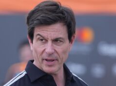 Wolff: Diversi crew di F1 non hanno mostrato il pieno potenziale in Australia