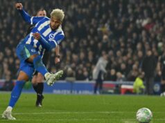 Arsenal davanti ma Brighton spinge per il pareggio LIVE!