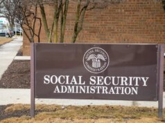 Un dipendente DOGE ha rubato i dati della previdenza sociale e li ha inseriti in una chiavetta USB, afferma il rapporto