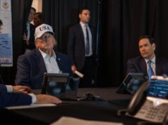 Trump afferma che gli attacchi contro l’Iran continueranno "tutto il tempo necessario"