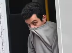 Un uomo del Regno Unito è andato in palestra dopo aver ucciso la moglie e ha incolpato voci misteriose per l’omicidio