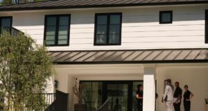 Una donna della Florida sospettata della sparatoria nella casa di Rihanna a Beverly Hills dovrà affrontare accuse