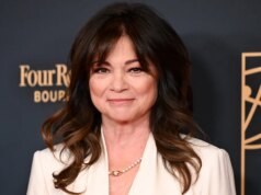 Valerie Bertinelli ritrova la forza dopo un anno devastante di battaglie sanitarie e crepacuore emotivo