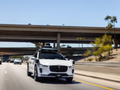 Waymo affronta un crescente controllo mentre NTSB esamina l’incidente dello scuolabus